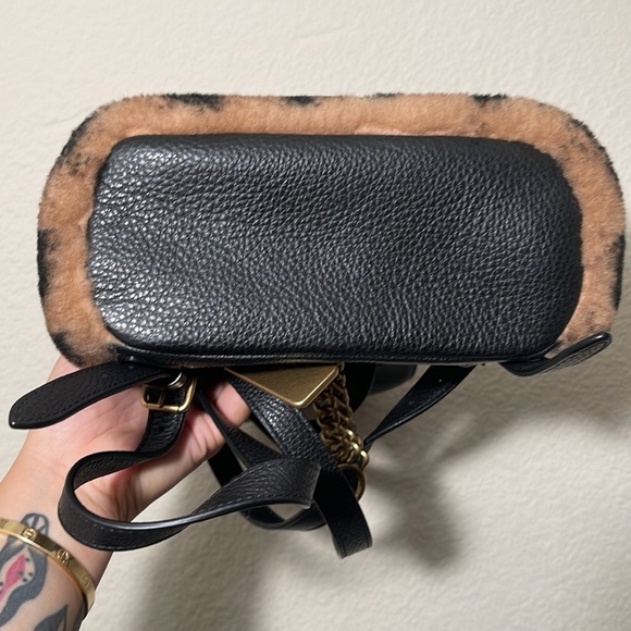 Coach X Jennifer Lopez Pennie Backpack 22 In Signature Shearling - Picture 7 of 7
